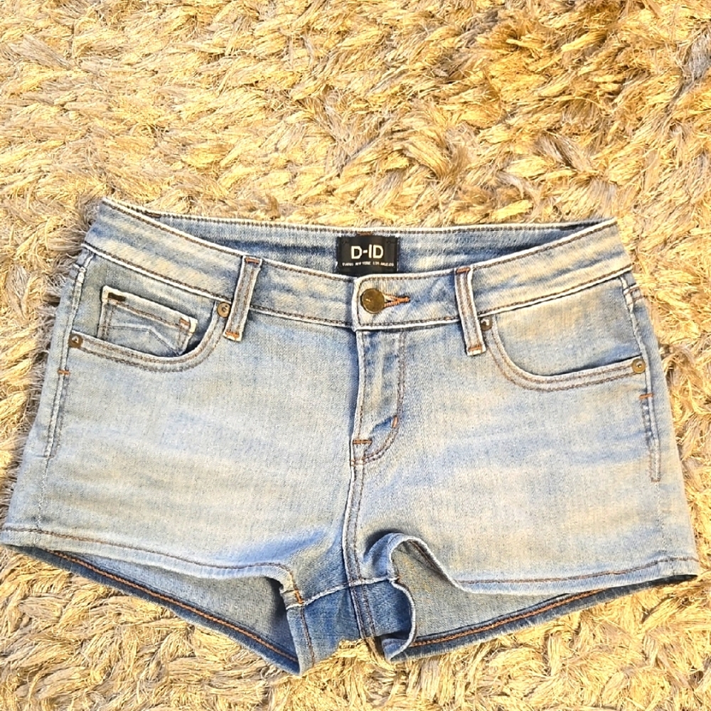 D-ID Women's Light Blue Denim Shorts